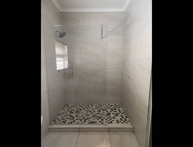 3 BEDROOM PROPERTY TO RENT IN ROBERTSHAM